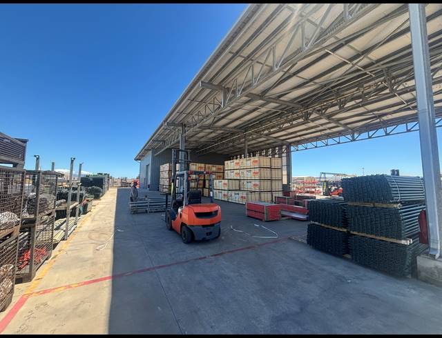 1,500M² WAREHOUSE TO LET IN BLACKHEATH INDUSTRIAL